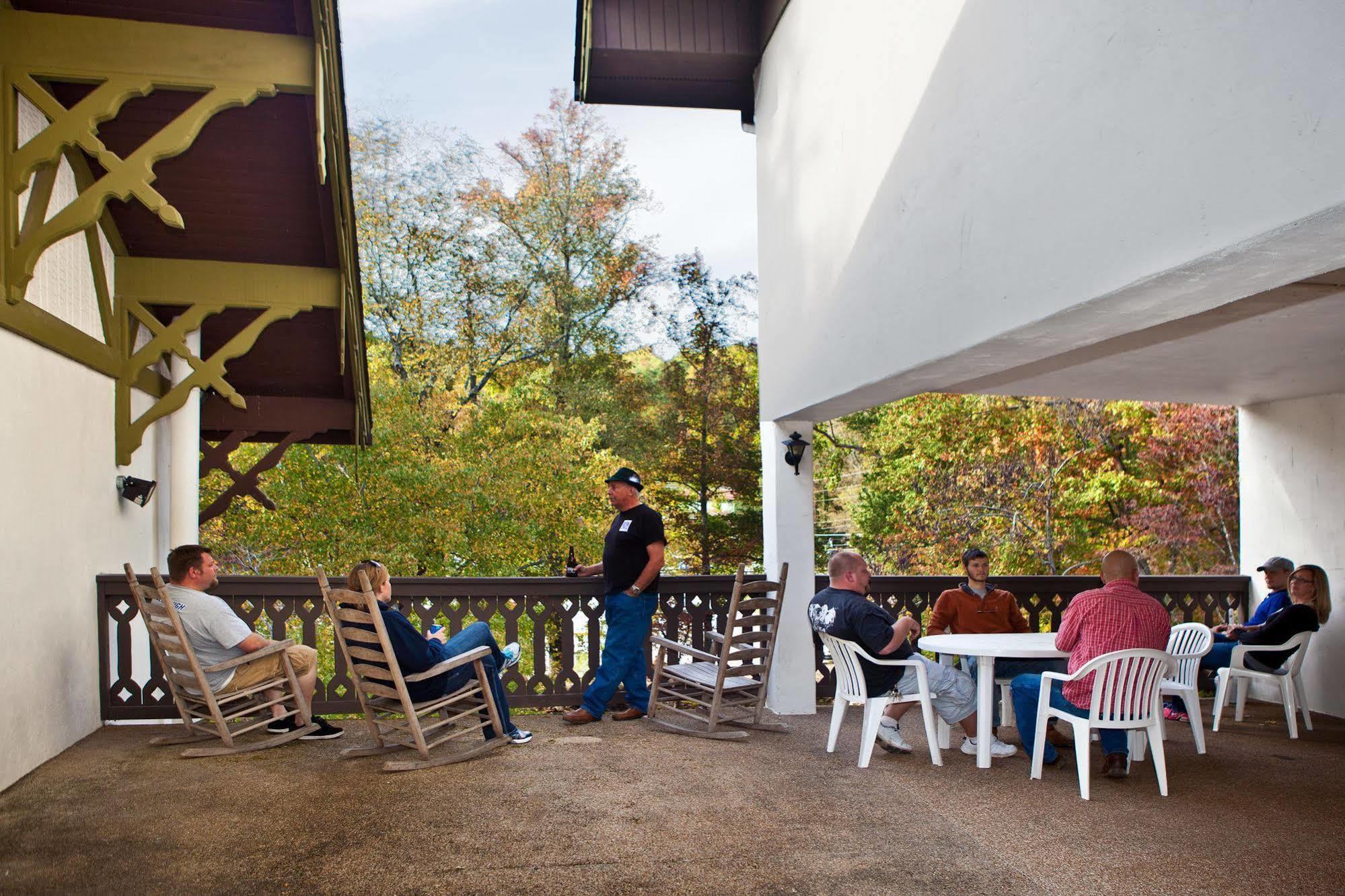 Helendorf River Inn, Suites & Conference Center Zewnętrze zdjęcie